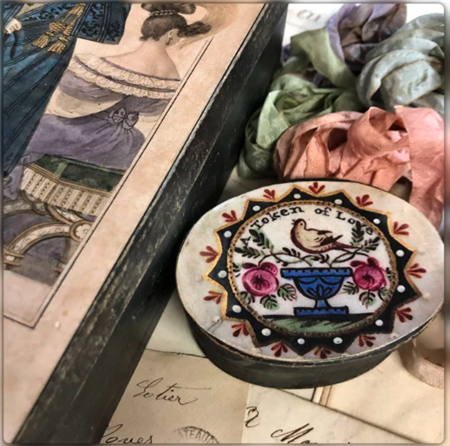 3.5” British Token of Love Paper Mache Oval Box