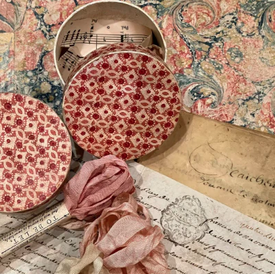 3" French Papier Dominote Paper Mache Round Box