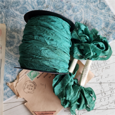 Kelly Green Aged Ribbon