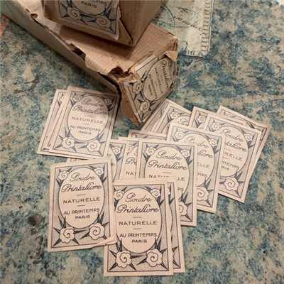 Antique French "Poudre Printaflore," labels in sets of 10