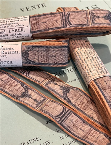French Wallpaper Panel Ribbon